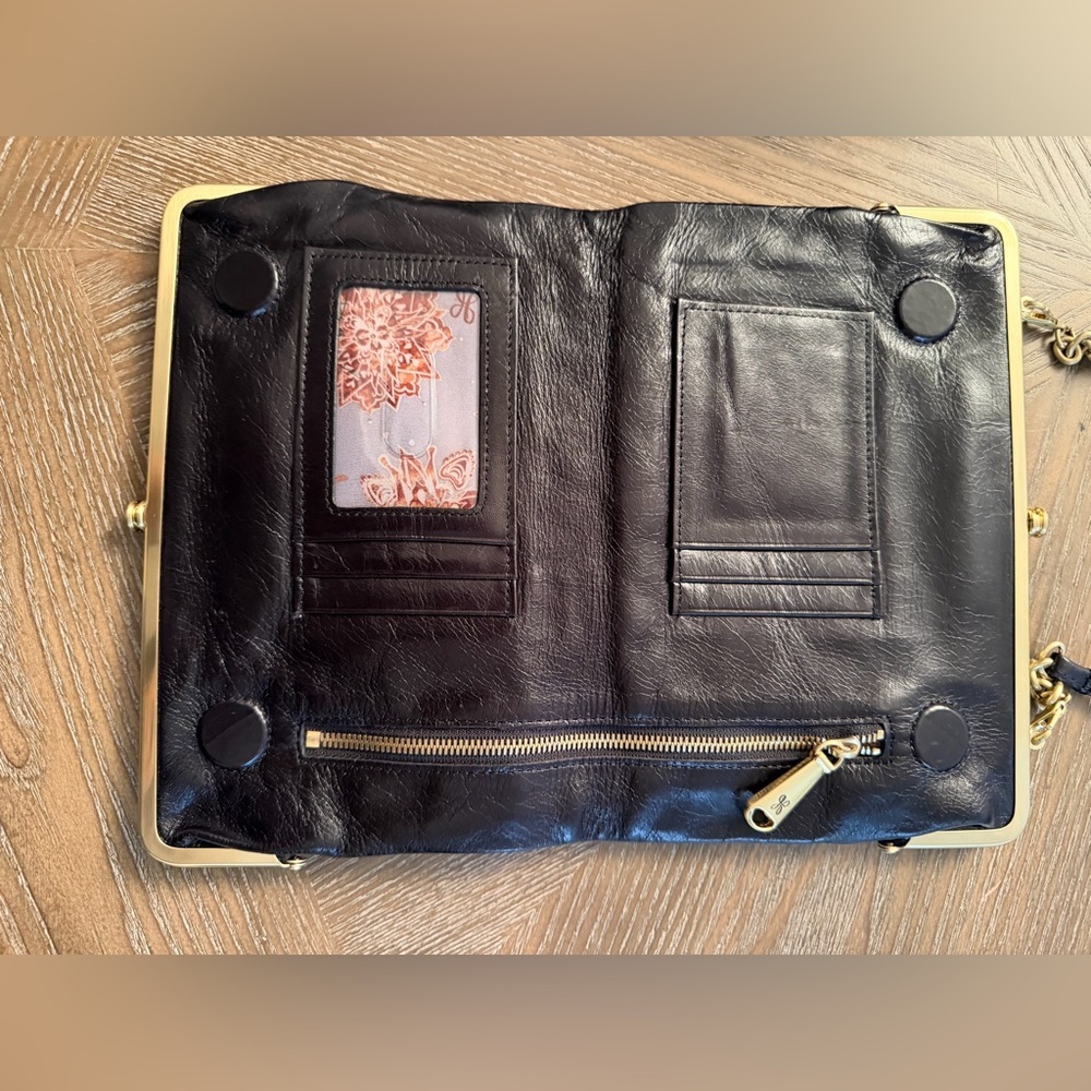 Hobo Black Embossed leather clutch crossbody bag - Picture 4 of 14